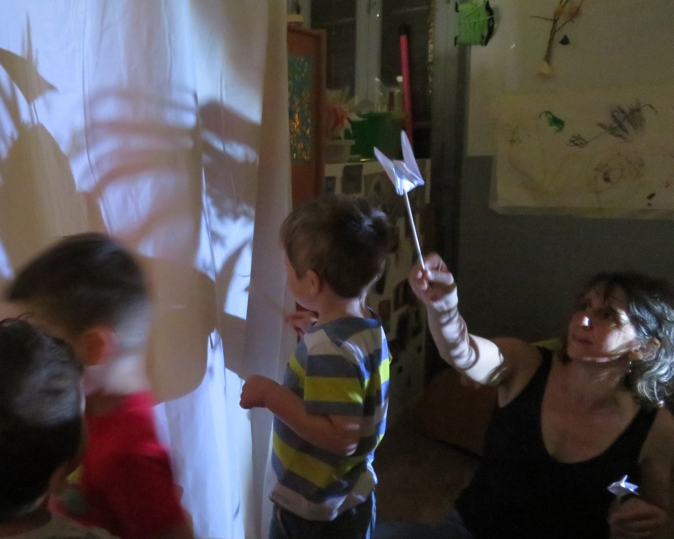Atelier ombres chinoise collectif petite enfance Manosque